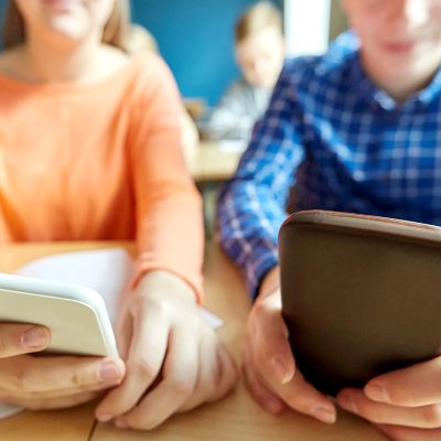 Dos de cada tres chicos ya usan la Inteligencia Artificial para hacer trabajos escolares