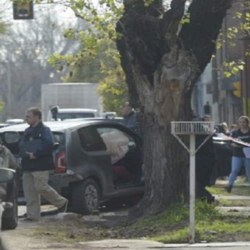 Rosario: 18 policías ejecutaron a mansalva a dos jóvenes