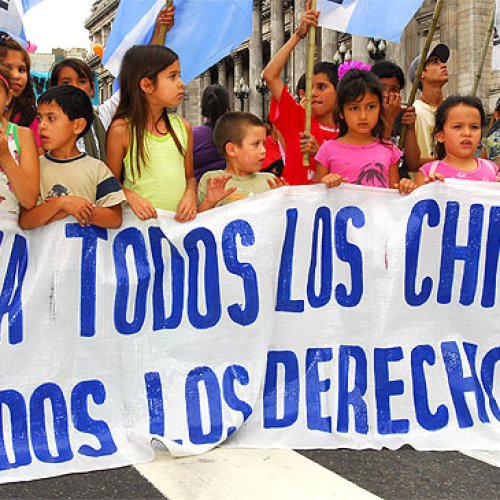 Basualdo presenta proyecto para implementar un sistema que agiliza la búsqueda de menores extraviados