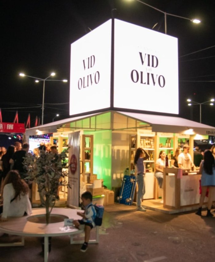 Una plaza para ensalzar al «Olivo y la Vid» en la FNS 2025