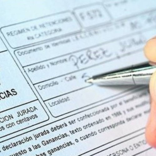 Colectiveros, ferroviarios, aeronáuticos y marítimos protestarán la semana próxima por la eliminación del impuesto a las Ganancias