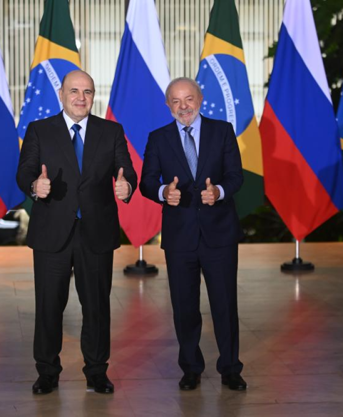 Brasil: Lula da Silva se reunie con el primer ministro ruso, para fortalecer el comercio y la cooperación entre países