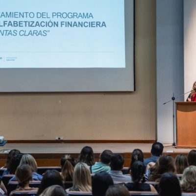 Se puso en marcha el programa «Cuentas Claras» de alfabetización financiera
