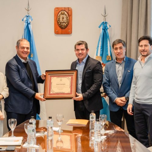 Orrego recibió a las autoridades de la empresa que acaba de inaugurar un nuevo parque solar en San Juan