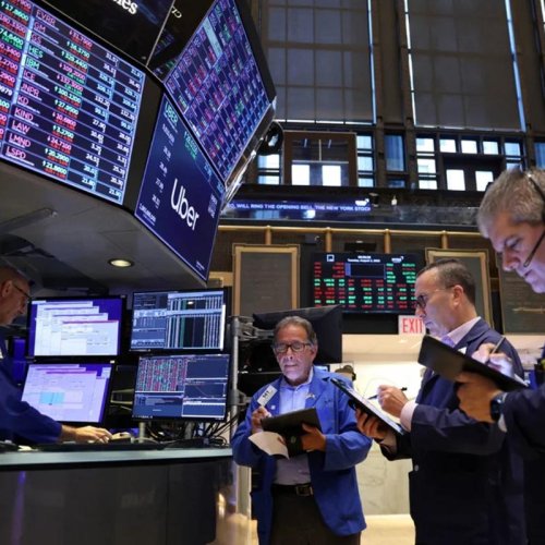 «ESTO SE VA DESCONTROLAR»: por la guerra en Medio Oriente, el petróleo se dispara a casi US$120 y caen las bolsas globales