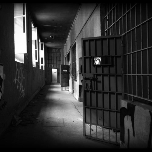 Se promulgó la ley que limita las excarcelaciones a los condenados por delitos graves