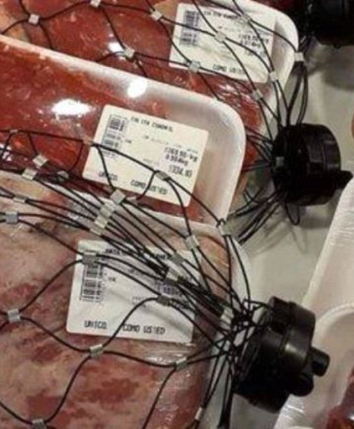 San Juan: cuadras de epera, la mayoría jubilados, hicieron fila desde las 4 en medio del frio para comprar carne
