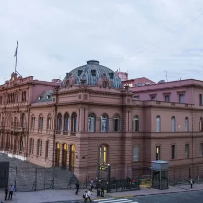 ¿PERSECUCION PERIODISTICA?: el Gobierno creó una oficina para «desmentir activamente la mentira»