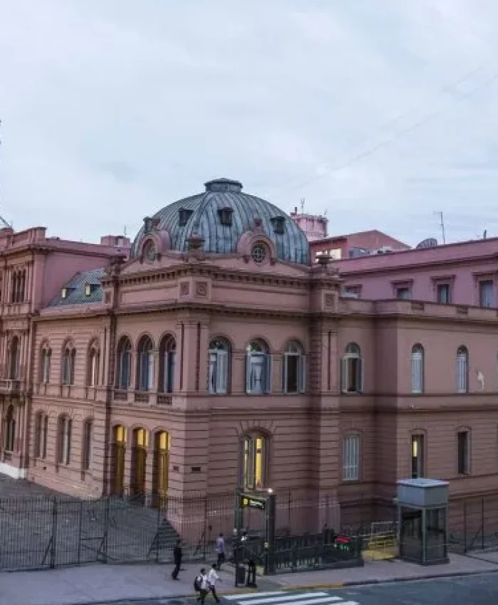 ¿PERSECUCION PERIODISTICA?: el Gobierno creó una oficina para «desmentir activamente la mentira»