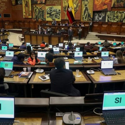 Pleno de la Asamblea en la votación sobre la presencia de bases militares en Ecuador. • Foto: Flickr Asamblea Nacional Este contenido ha sido publicado originalmente por EL COMERCIO. Si vas a hacer uso del mismo, por favor, cita la fuente y haz un enlace hacia la nota original en la dirección: https://www.elcomercio.com/actualidad/politica/asamblea-aprueba-reforma-permitiria-instalacion-bases-militares-extranjeras/