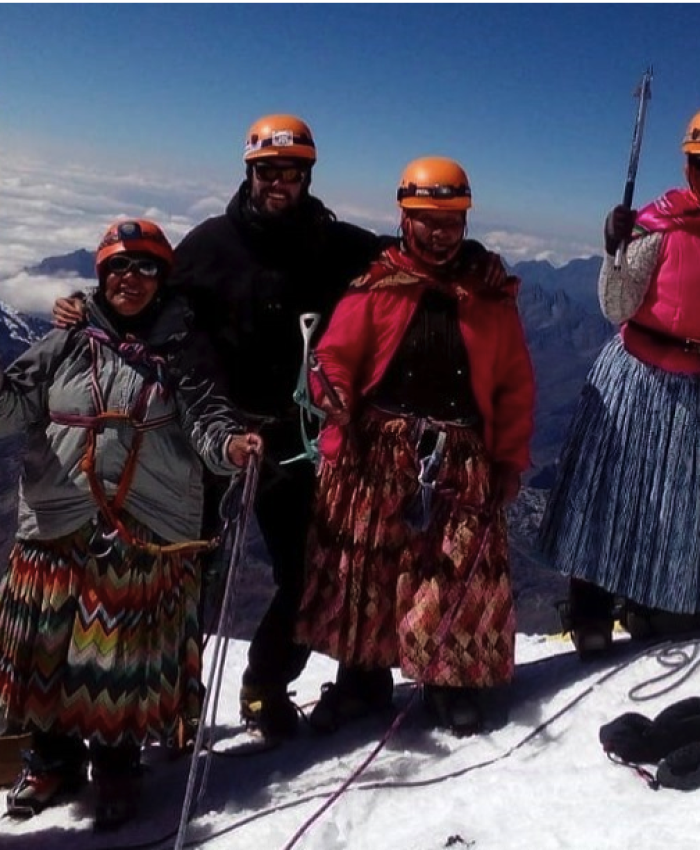 Las Cholitas Andinistas llegaron a la cumbre del Aconcagua