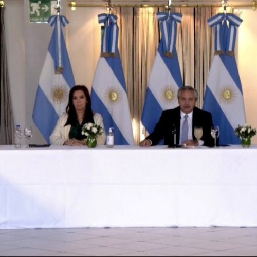 Argentina propone a los bonistas tres años de gracia y una quita de intereses del 62%