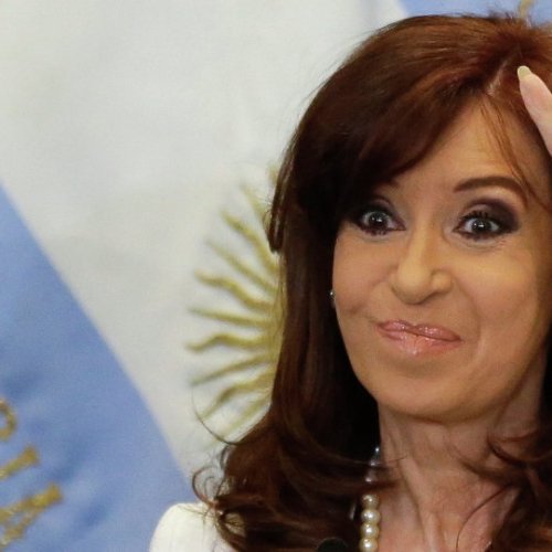 Citan a indagatoria a Cristina Kirchner en la causa Hotesur
