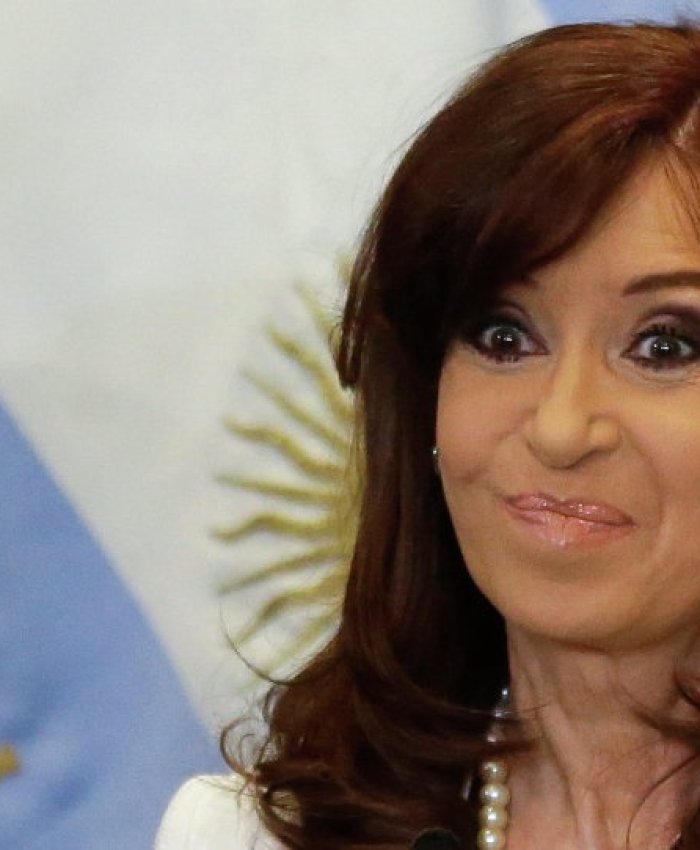 Citan a indagatoria a Cristina Kirchner en la causa Hotesur
