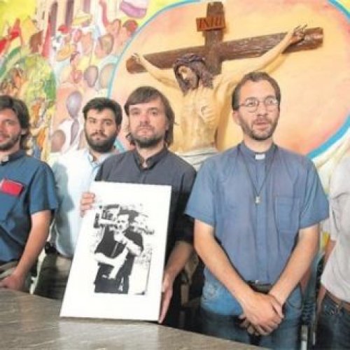 Curas en Opción por los Pobres llamó a votar contra las políticas de Cambiemos