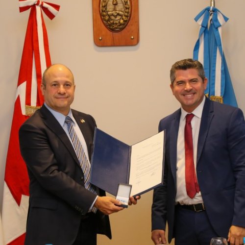 Orrego se reunió con el embajador de Canadá en Argentina