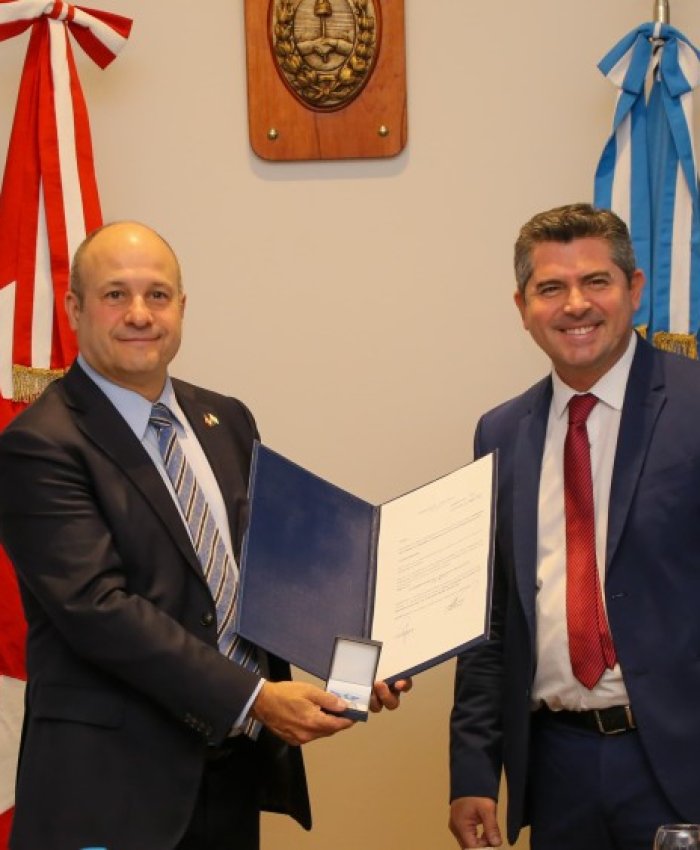 Orrego se reunió con el embajador de Canadá en Argentina