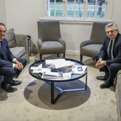 El presidente Alberto Fernández junto al ex gobernador bonaerense Daniel Scioli