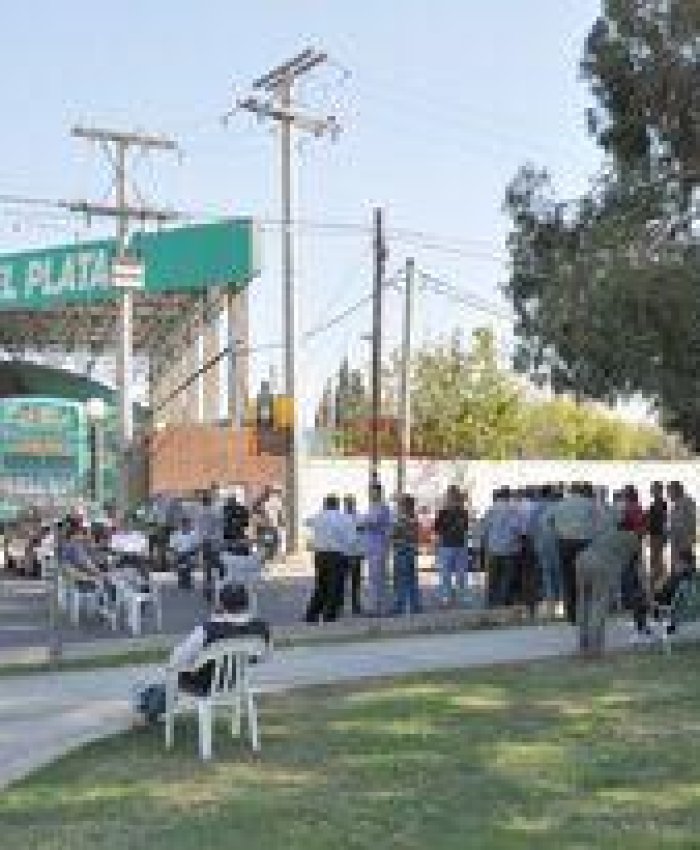 Peligran 600 puestos de trabajo por la crisis de dos empresas de transporte