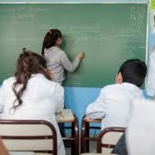 Comenzaron las clases de apoyo gratuitas en las escuelas