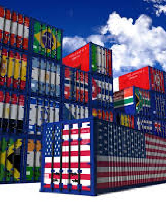 Las importaciones se disparan mientras se derrumban las exportaciones