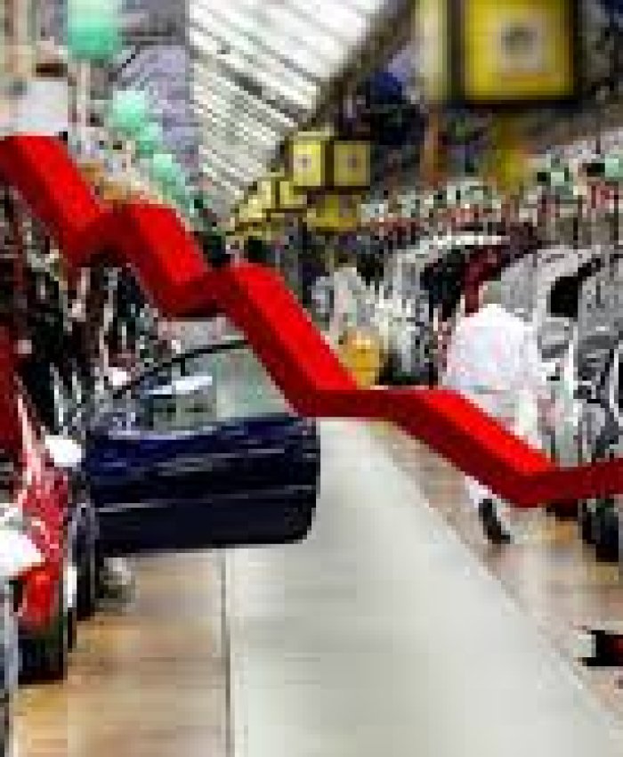 Caída libre: la industria se derrumbó 5,7% en julio