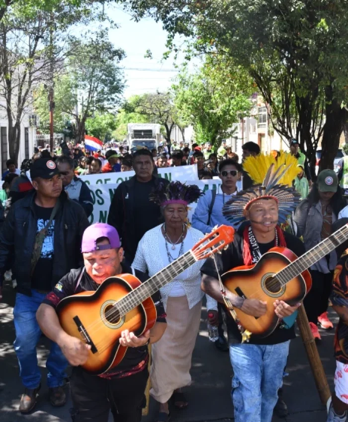 PARAGUAY: comunidades indígenas protestan por el cierre de la sede central del Instituto Paraguayo del Indígena en Asunción
