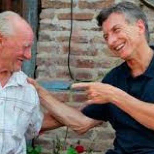 Reformas: Macri recortará los aumentos a los jubilados