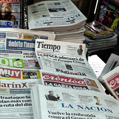 A pedido de los grandes medios, el gobierno desreguló la distribución y venta de diarios y revistas