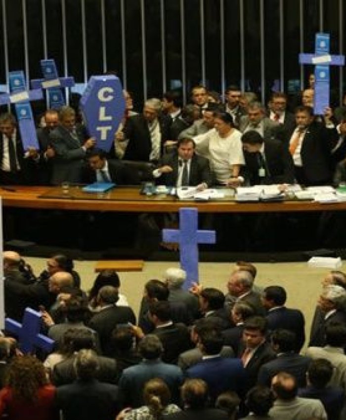 Brasil: Se aprobó una profunda reforma laboral