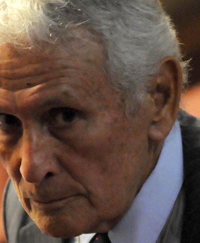 Telam La Plata 12/10/2011 El repreresor Miguel Etchecolatz en la sala de audiencias donde transcurren los juicios por el "Circuito Camps".Foto:Carlos Cermele/Telam/ef