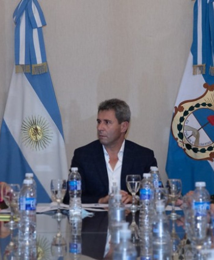 Uñac firmó un convenio de colaboración con Luana Volnovich, directora de PAMI