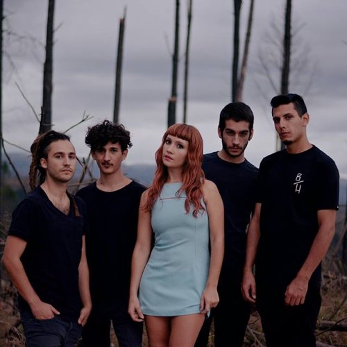 “Fly Fly Caroline” presenta su primer disco en San Juan