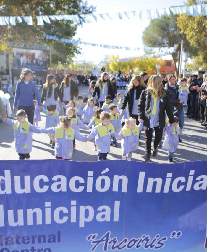 Santa Lucia: los más pequeñitos le rindieron homenaje a la patria