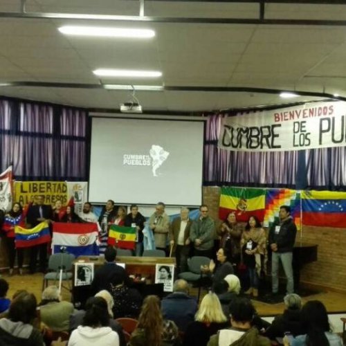 La «Contracumbre» cerró con el pedido de libertad para Milagro Sala y el apoyo a Maduro y CFK