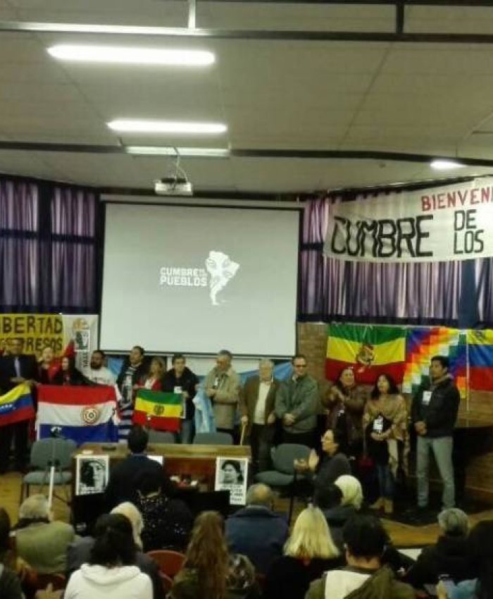 La «Contracumbre» cerró con el pedido de libertad para Milagro Sala y el apoyo a Maduro y CFK