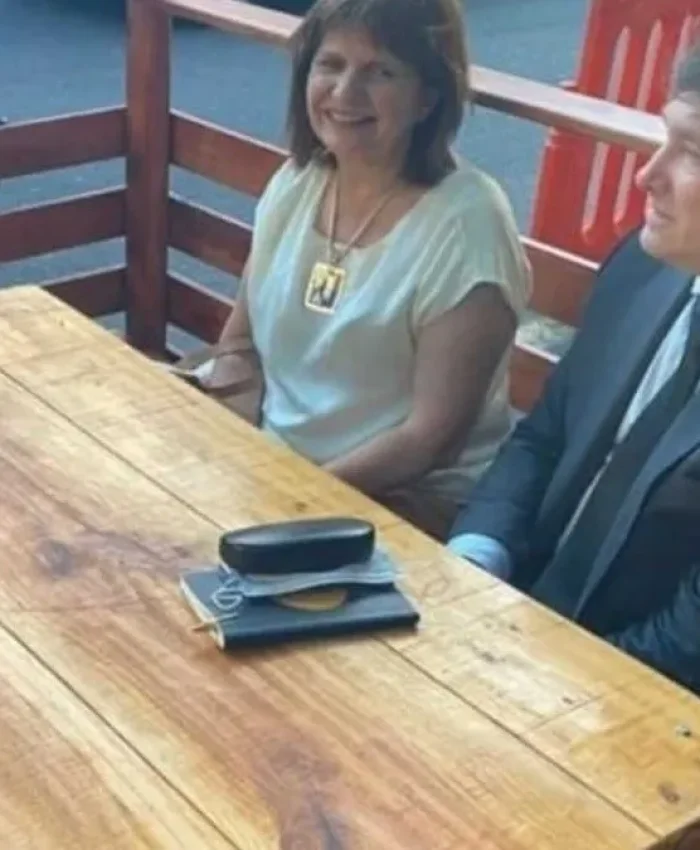 ¿SON LO MISMO?: Patricia Bullrich presiona a JxC para sumar a Milei, «No tenemos que cerrar las puertas a nadie»
