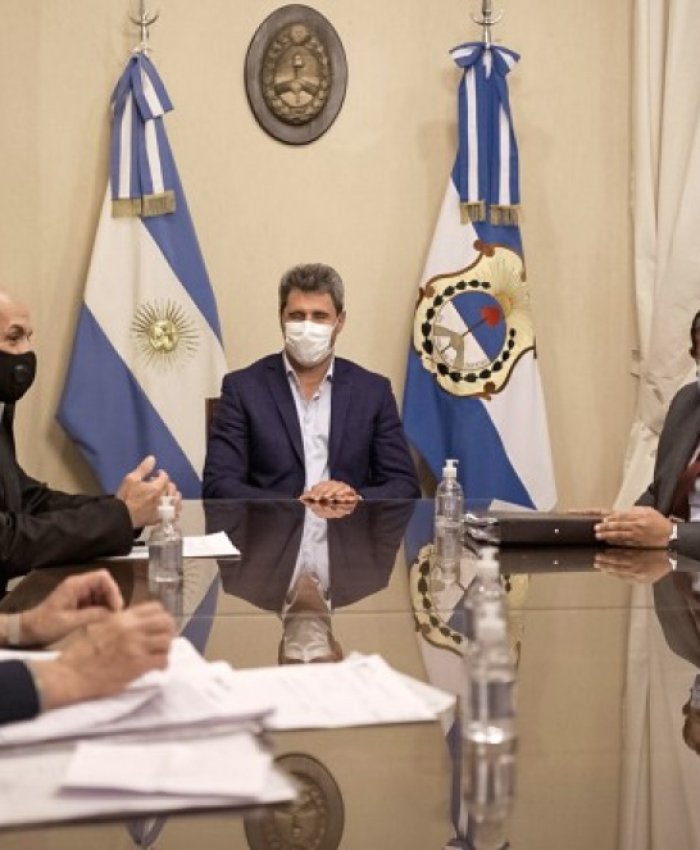 San Juan: desde el próximo lunes vuelven las clases con presencialidad  voluntaria