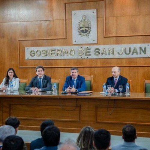 El gobernador Marcelo Orrego lanzó el Programa Aprender, Trabajar y Producir