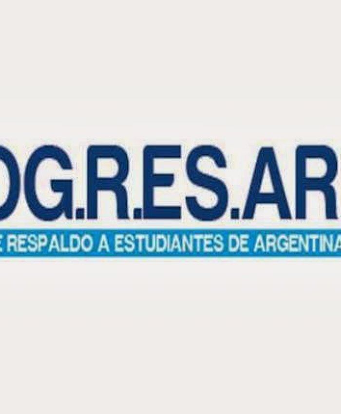Estudiantes se movilizaron a ANSES San Juan por baja en programas PROGRESAR