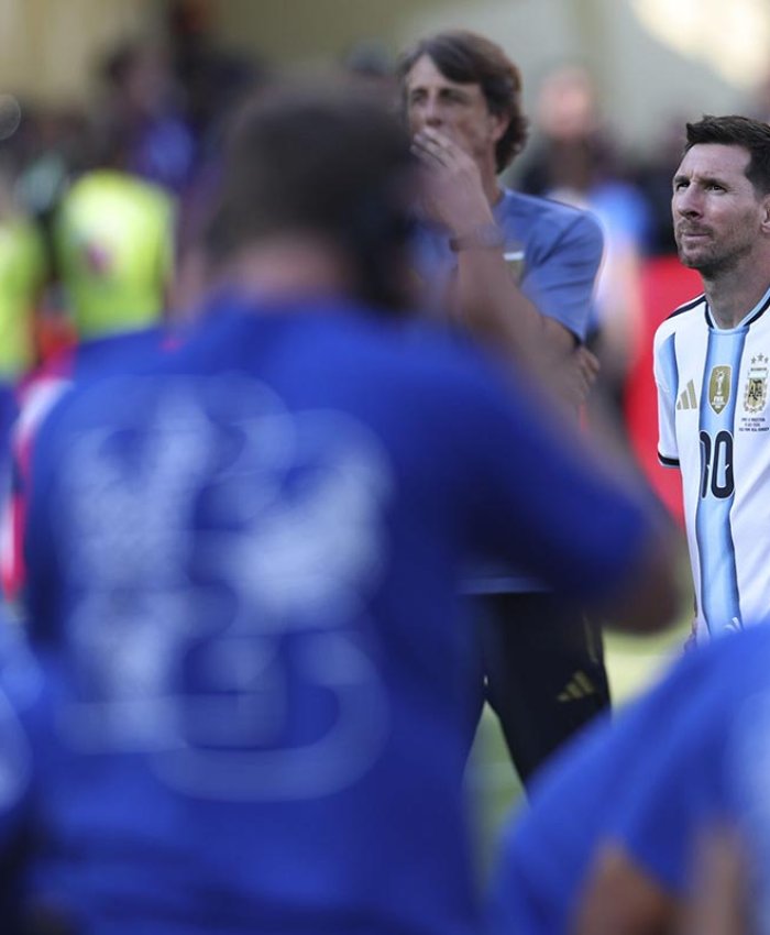 (260720) -- NEW JERSEY, July 20, 2026 (Xinhua) -- Lionel Messi of Argentina reacts after the final match between Spain and Argentina at the 2026 FIFA World Cup at the New York New Jersey Stadium, the United States, July 19, 2026. (Xinhua/Li Ming)