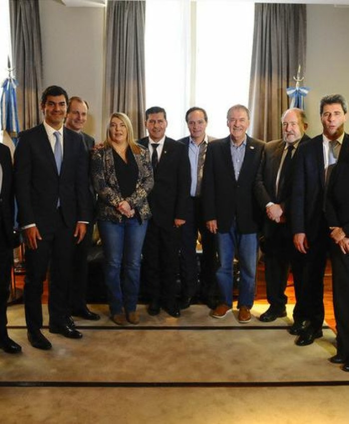 Gobernadores se reúnen con Macri el día jueves