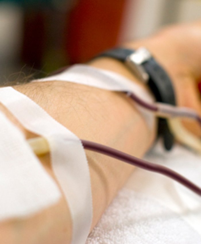 No lo dejaron donar sangre por ser gay y logró un importante cambio