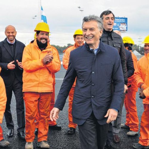 La ruta a las privatizaciones: Macri creó por decreto una sociedad anónima con las mismas funciones que Vialidad Nacional