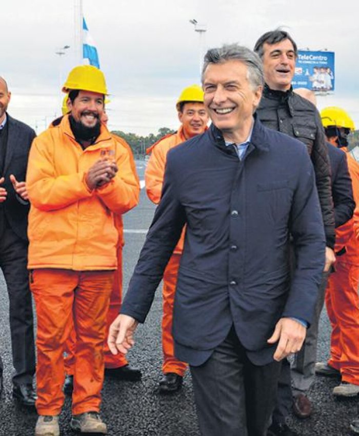 La ruta a las privatizaciones: Macri creó por decreto una sociedad anónima con las mismas funciones que Vialidad Nacional