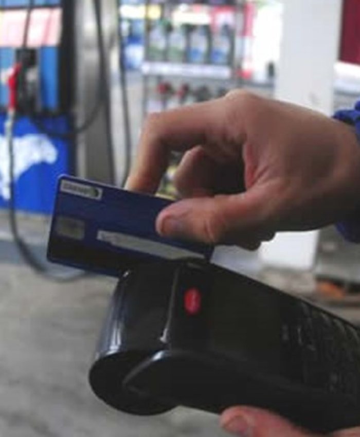 Suspenderán desde el 1 de enero el pago con tarjeta de crédito en estaciones de servicio