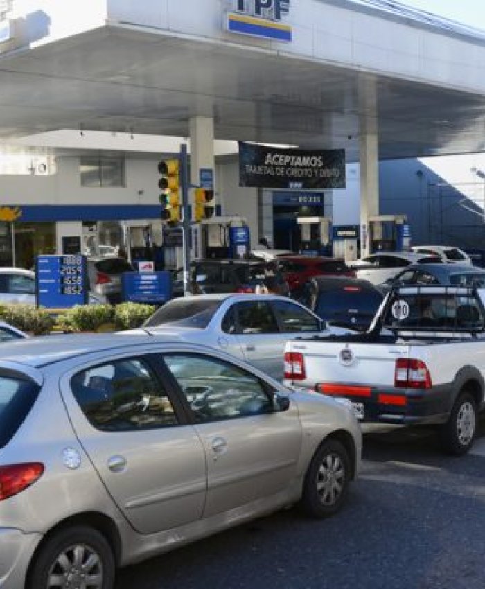 Sigue la lluvia de aumentos: la nafta aumentará entre el 5% y el 8%