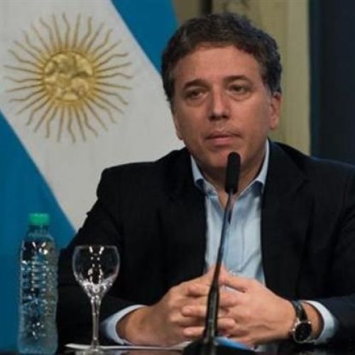 Dujovne afirmó que el gasto público «está dejando de ser una carga para el sector privado»