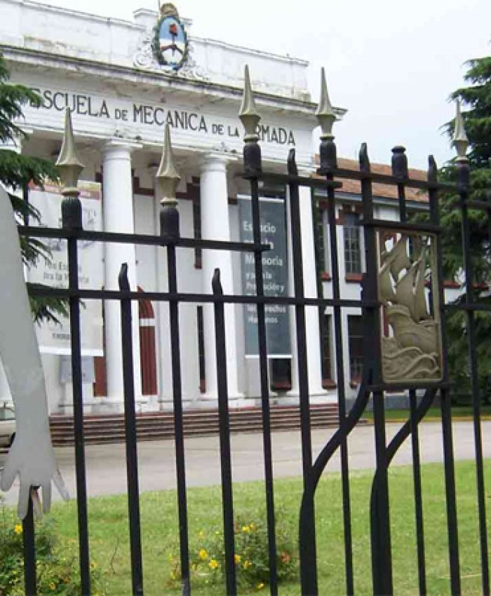 Hallaron un mensaje de amor, en la ex ESMA que sería de un militante desaparecido