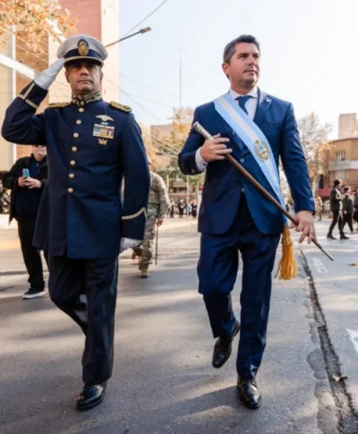 El gobernador Orrego conmemoró el aniversario de la Independencia